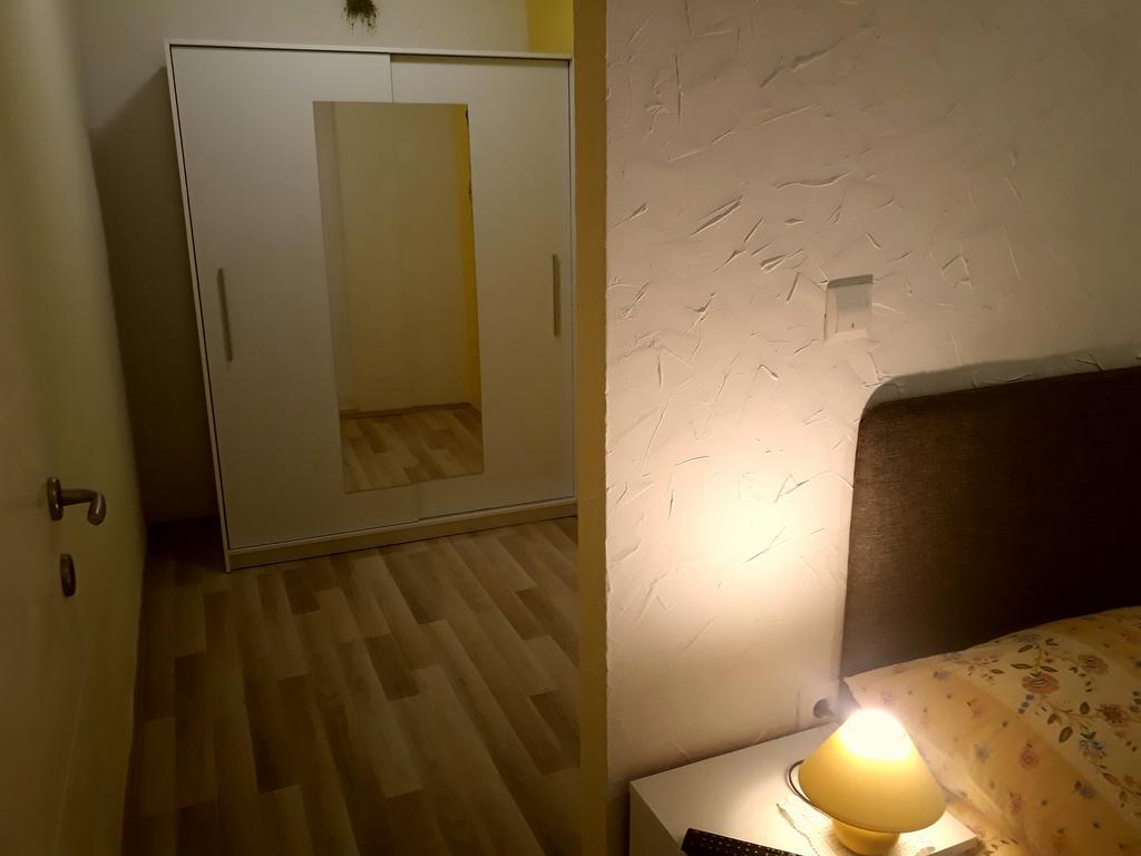 Pia Apartment Dugi Rat Exterior photo